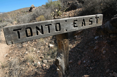 The East Tonto trail sign near Indian Garden