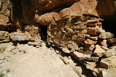 Granary ruins in the Toroweap along South Bass Trail