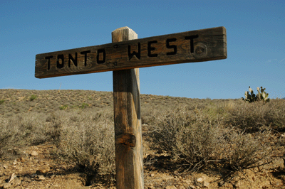 Tonto Trail West sign at junction with Plateau Point Trail