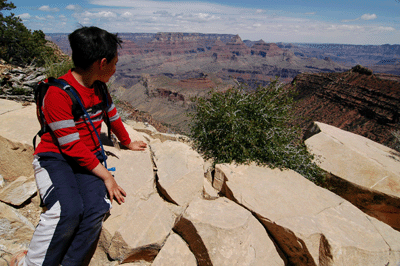 Stopping for one last look at Horseshoe Mesa