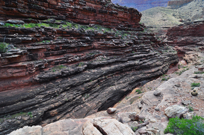 The Shinumo Quartzite narrows in Vishnu Creek Canyon