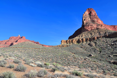 A view from the Tonto platform to the south of Angels Gate (left) and The Howlands Butte (right)