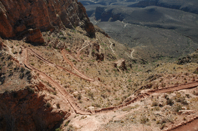 The Red & Whites, a switchbacking descent through the Redwall on the South Kaibab Trail