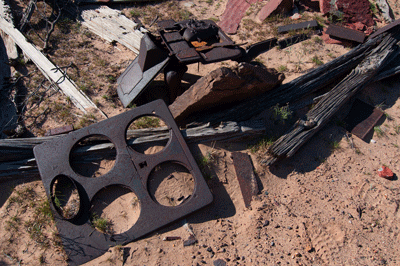 An old stove in the remains of the miners' cabin at Basalt delta