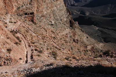 Looking down on the Reds & Whites route through the Redwall on South Kaibab Trail