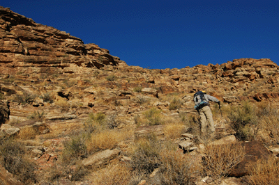 Following the cairned ascent route from Trinity to the Tonto